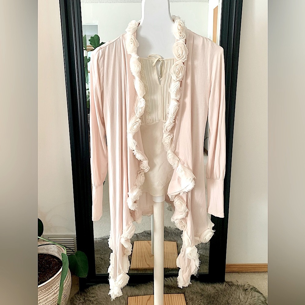 AWAKE Couture Light Pink Cardigan Kimono With Roses